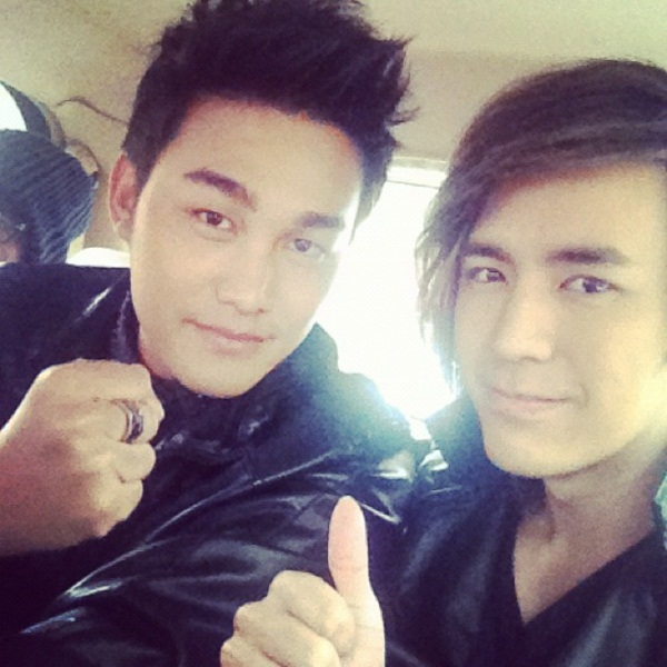 วิว วรรณรท ควง 5 หนุ่มสุดฮอต โชว์สเน่ห์ความเป็นไทยในเซี่ยงไฮ้