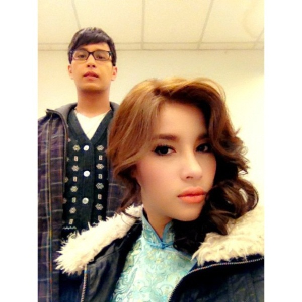 วิว วรรณรท ควง 5 หนุ่มสุดฮอต โชว์สเน่ห์ความเป็นไทยในเซี่ยงไฮ้