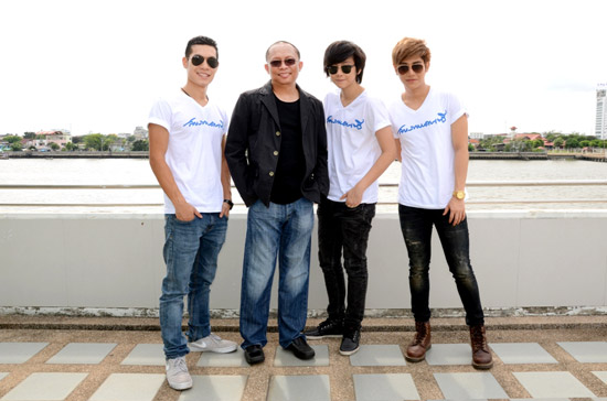 สหภาพดนตรี ต้อนรับ ถังเบียร์ - เทม - นัน AF เข้าสังกัด สหภาพดนตรี ต้อนรับ ถังเบียร์ - เทม - นัน AF เข้าสังกัด