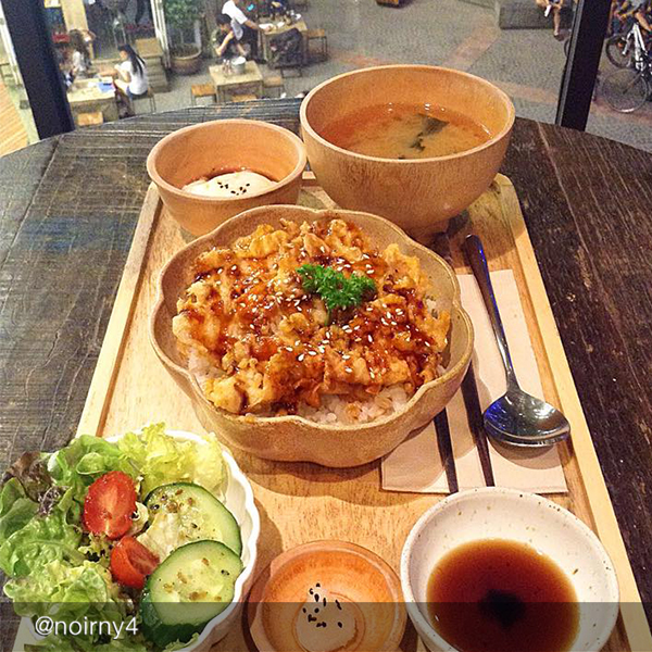 รีวิว 44 ร้านอร่อยในเชียงใหม่ ใครไปเที่ยวห้ามพลาด ! รีวิว 44 ร้านอร่อยในเชียงใหม่ ใครไปเที่ยวห้ามพลาด !