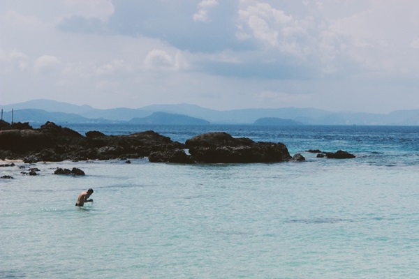 เที่ยวเกาะไม้ท่อน ล่องเรือยอร์ช ใช้ชีวิตชิล ๆ เที่ยวเกาะไม้ท่อน ล่องเรือยอร์ช ใช้ชีวิตชิล ๆ