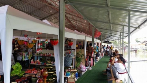 ตลาดน้ำวัดพระยาสุเรนทร์ ตลาดสุดอินเทรนด์แห่งใหม่ของคนกรุง ตลาดน้ำวัดพระยาสุเรนทร์ ตลาดสุดอินเทรนด์แห่งใหม่ของคนกรุง