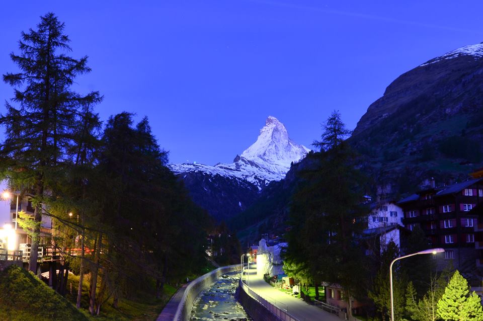 ไปนั่ง Glacier Express รถด่วนขบวนที่ช้าที่สุดในโลกกัน ไปนั่ง Glacier Express รถด่วนขบวนที่ช้าที่สุดในโลกกัน