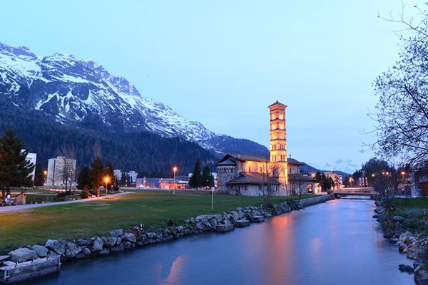 ไปนั่ง Glacier Express รถด่วนขบวนที่ช้าที่สุดในโลกกัน ไปนั่ง Glacier Express รถด่วนขบวนที่ช้าที่สุดในโลกกัน