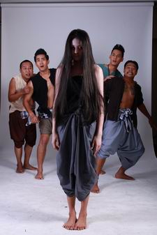 เรือนกาหลง เรือนกาหลง