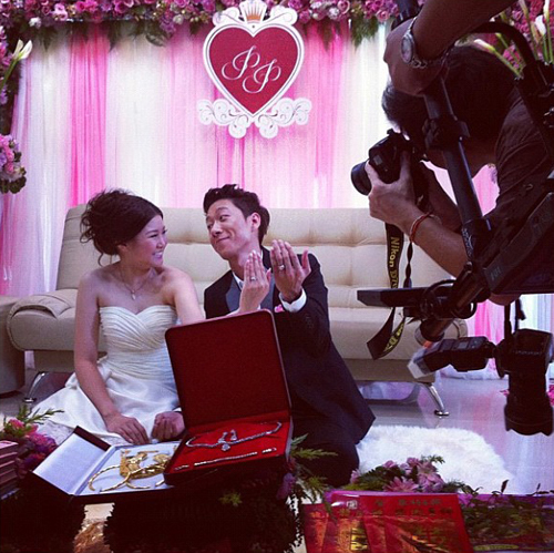 พล แคลช แต่งงาน