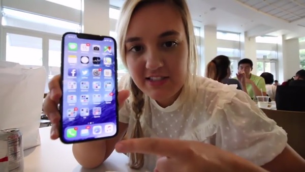 iPhone X