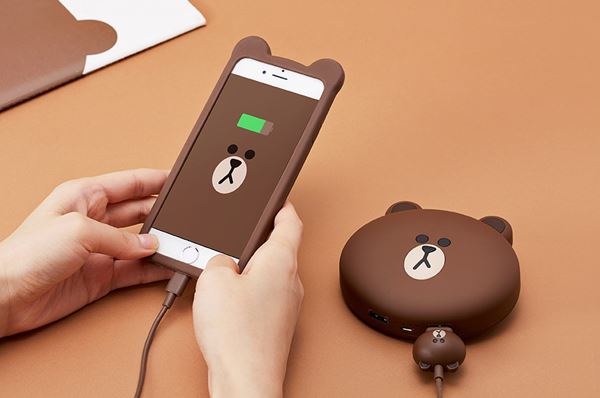 Power Bank Brown และ Sally จาก LINE