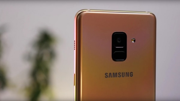Samsung Galaxy A8 (2018) และ Galaxy A8+ (2018)