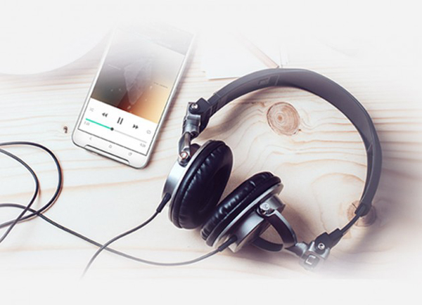 HTC เปิดตัว HTC One X9