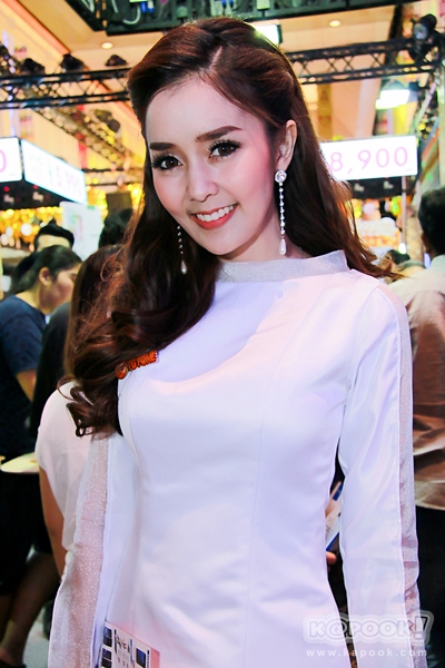 พริตตี้ Thailand Mobile Expo 2017