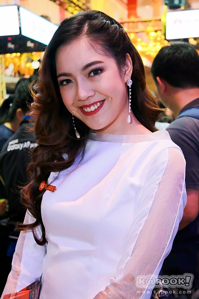 พริตตี้ Thailand Mobile Expo 2017