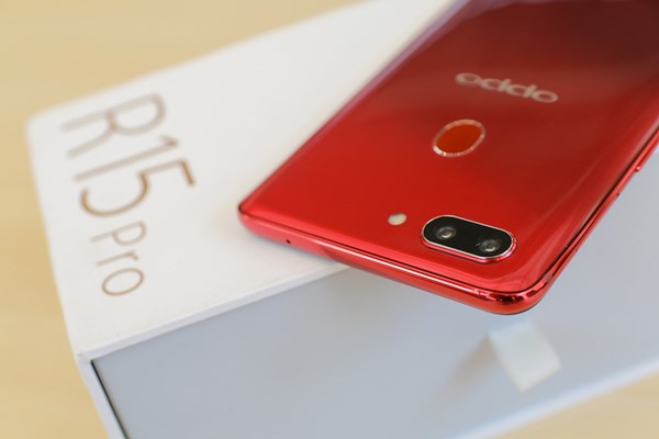 OPPO R15 Pro