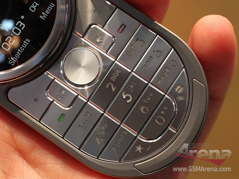 Motorola AURA