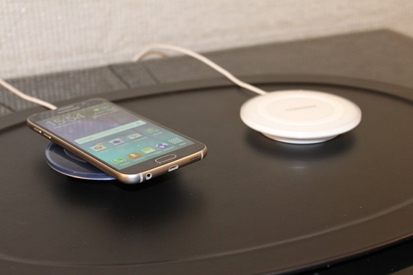 17 สิ่งเกี่ยวกับ Samsung Galaxy S6 และ S6 Edge ที่คุณควรรู้