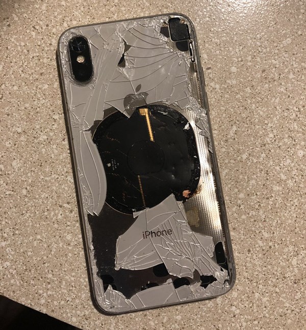 iPhone X ระเบิด