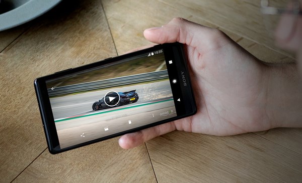 Sony Xperia XZ2