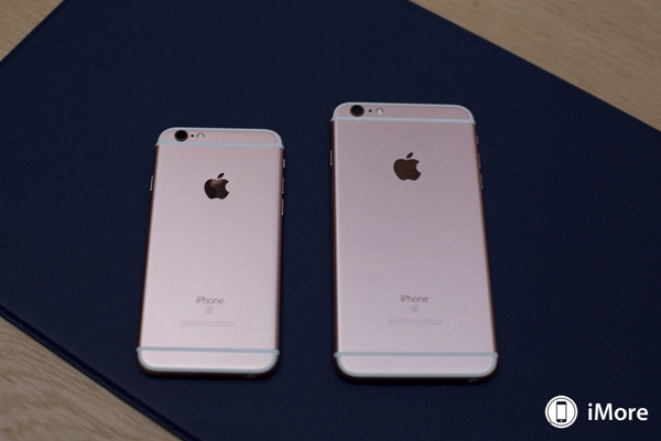 ชมภาพความมุ้งมิ้งของ iPhone 6s สีทองชมพู