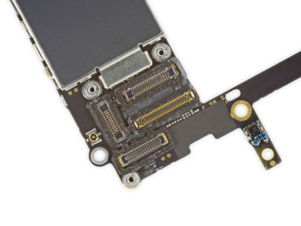 iPhone 6s มีซีลยางกันน้ำอยู่ภายใน