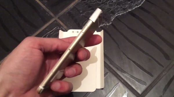 คลิปหลุด iPhone 7c/5e รุ่นหน้าจอ 4 นิ้ว