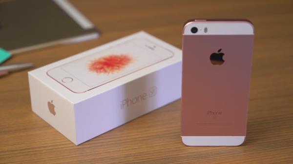 คลิปแกะกล่อง iPhone SE สี Rose Gold