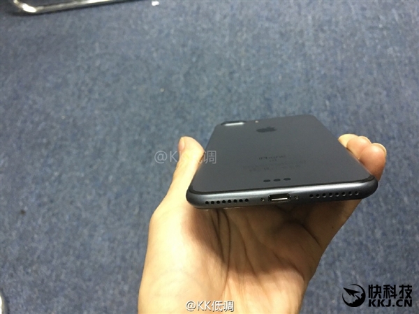 iPhone 7