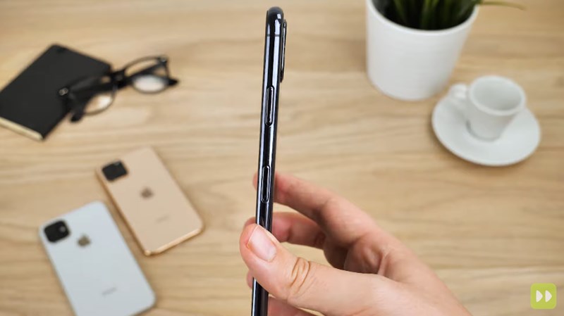 iPhone 11