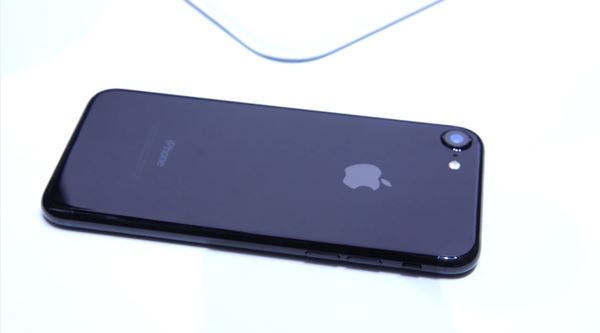 iPhone 7