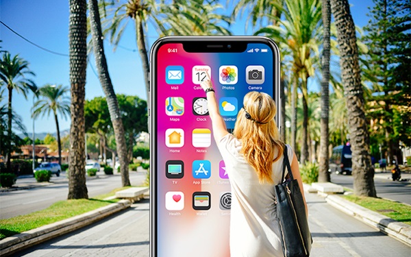 iPhone X