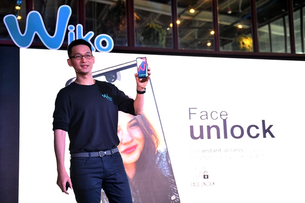  View 2 Pro และ View Max
