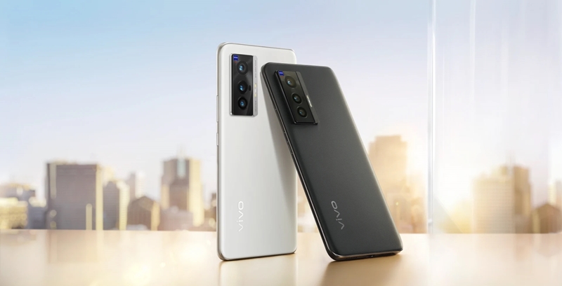 vivo X70