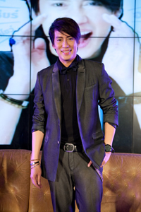 เบิร์ด ธงไชย แมคอินไตย์