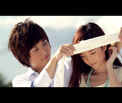 MV ให้ปัจจุบันได้รักเธอ
