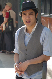 จิรากร MV เพลง ไม่มีตรงกลาง