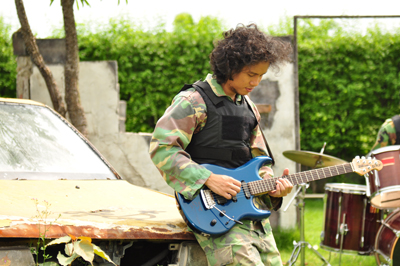 เครสเชนโด MV เพลง พอก่อน