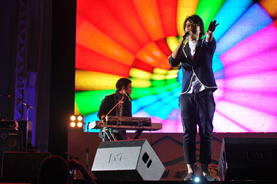 คอนเสริต์ Season Of Love Song