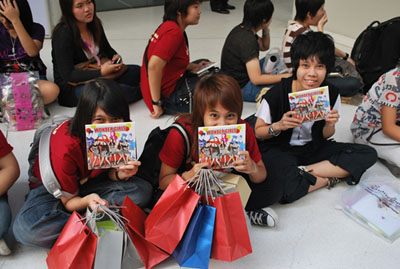วันเดอร์เกิร์ลส Different Happiness with Wonder Girls