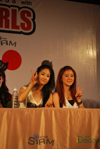 วันเดอร์เกิร์ลส Different Happiness with Wonder Girls
