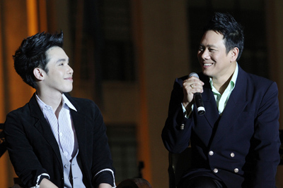 เปิดตัว ศิลปิน Now and Then
