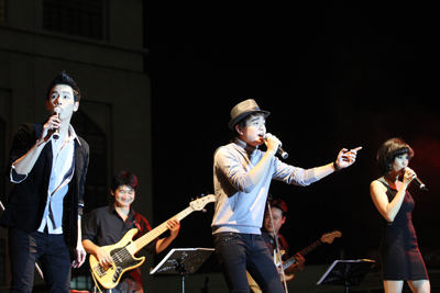 เปิดตัว ศิลปิน Now and Then