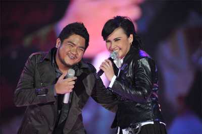 คอนเสิร์ต xcoolsive moment PARN THANAPORN on my own