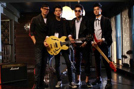 Black Vanilla MV เพลง ความเหงาทำได้ทุกอย่าง