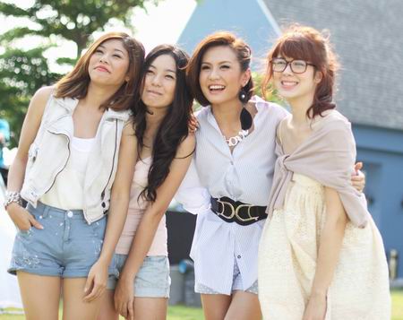พัดชา MV เพลง รักตัวเองก็พอ