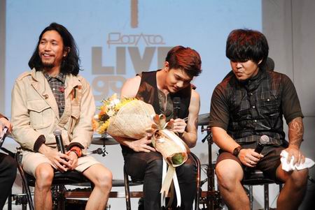 Potato Live Go On Concert