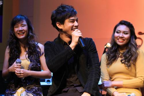 คอนเสิร์ต เรวัต พุทธินันทน์ น้องร้องเพลงพี่ 15 ปีที่คิดถึง