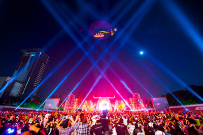 คอนเสิร์ต เวโลโดรม รีเทิร์นส์