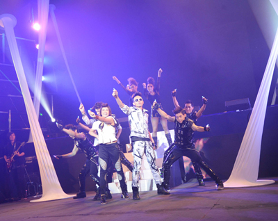 3.2.1 SHAKE IT AH! CONCERT