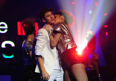 3.2.1 SHAKE IT AH! CONCERT