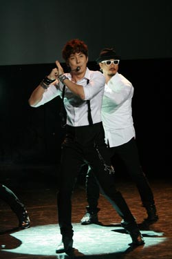 Korean Crossover Miso & Kim Hyung Jun in Thailand