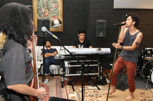 ซ้อมคอนเสิร์ต Potato Live Go On